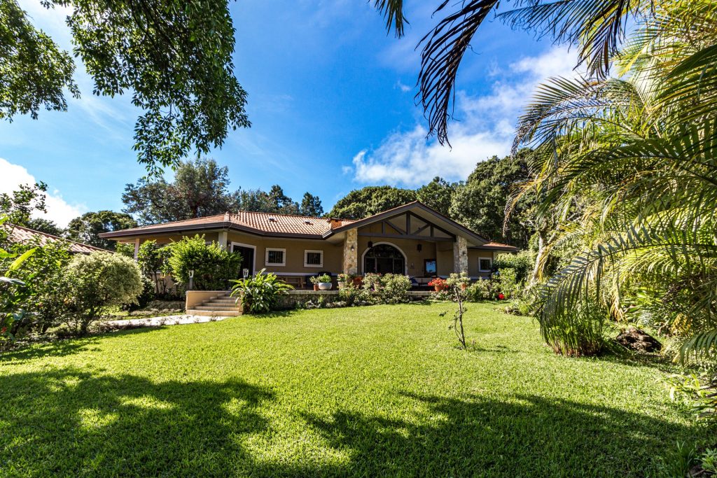 maison avec jardin